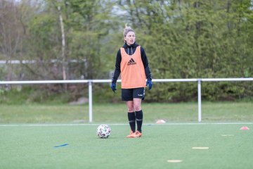 Bild 279 - Co-Trainerin der Frauen Nationalmannschaft Britta Carlson in Wahlstedt